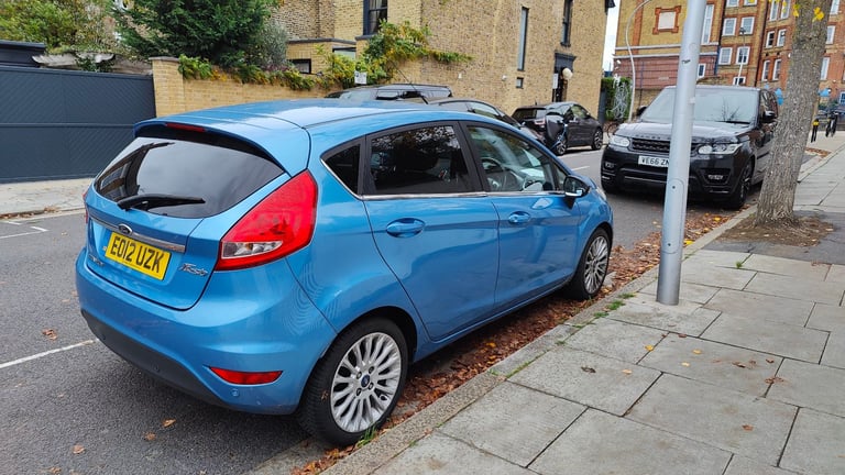 Ford FIESTA Automatic Titanium 2012, 1.4cc, 5 dr