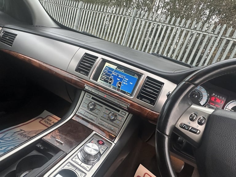 JAGUAR XF 3.0 d V6 Premium Luxury 2010