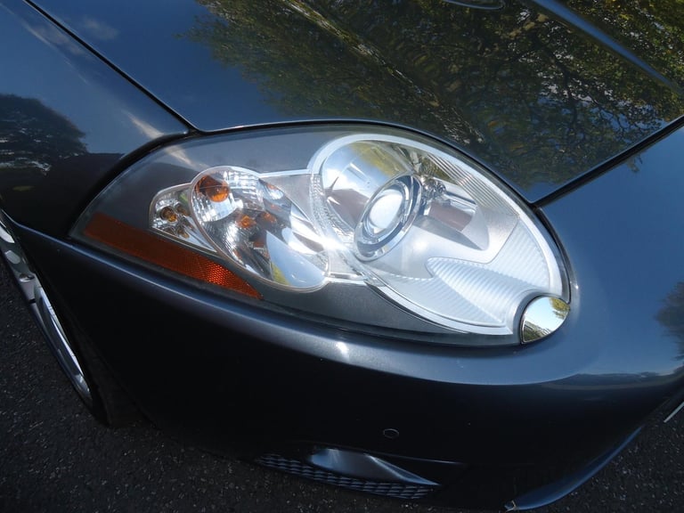 Jaguar XKR