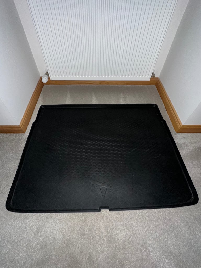 Cupra Genuine floor mats & boot liner