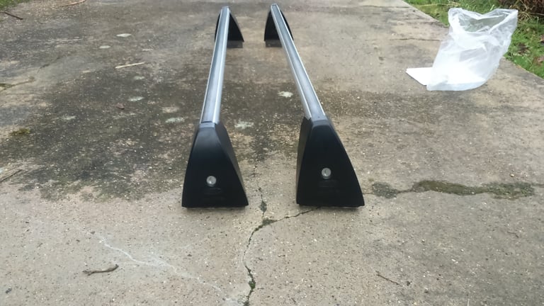 image for Ford Focus Mk1 Genuine Roof Rack Bars 1998-2004
