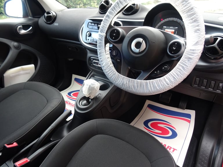 2018 smart forfour 0.9 Turbo Passion 5dr Automatic **LOW MILEAGE*ONLY 12000 MILES FROM NEW** HATC...