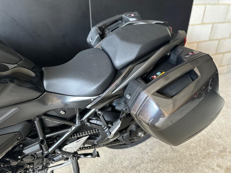 STUNNING ONE OWNER 2021/21 KAWASAKI NINJA H2 SX TOURER MOTORCYCLE 