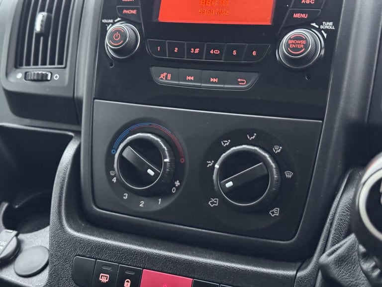 2021 Peugeot Boxer BLUEHDI 335 LOW LOADER / DROPSIDE / DROP &amp; GO / SPECIALIST VEHICLE - DIESE...