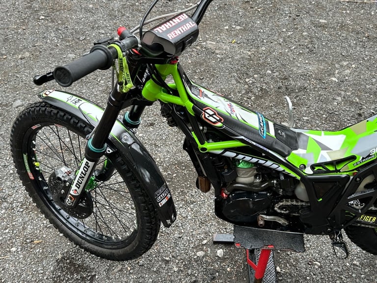 2021 VERTIGO COMBAT Combat Vertical 300 (21MY)  Petrol Manual