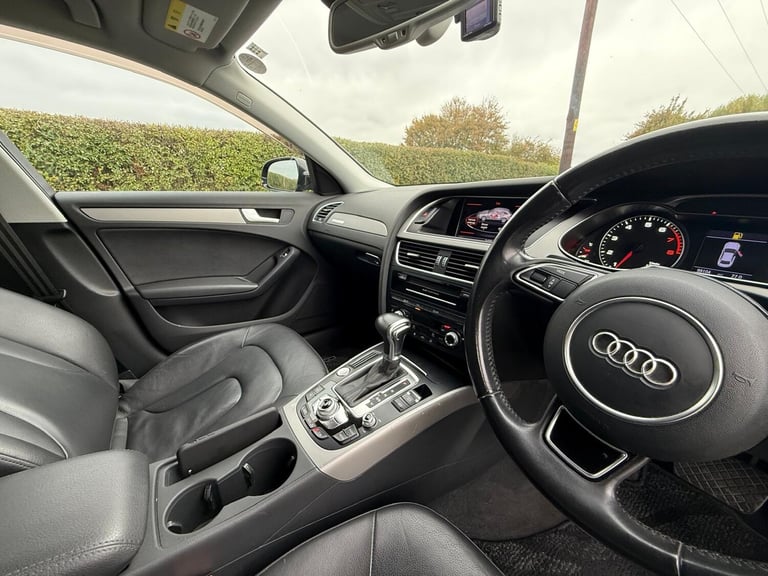 2025 Audi A4 S Line Estate PETROL Manual