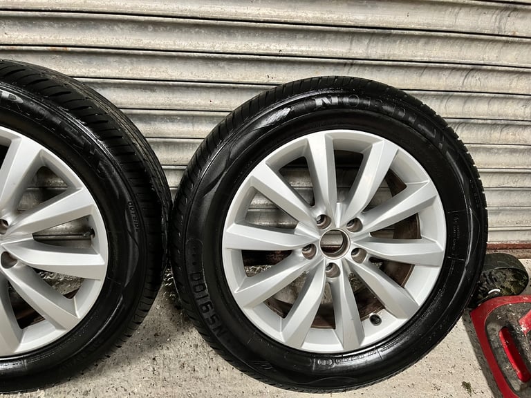 Volkswagen Tiguan 17”Alloys