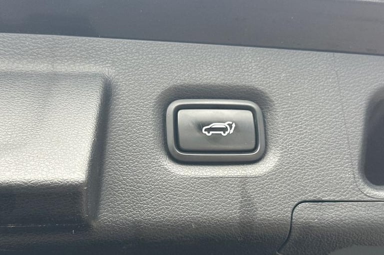 2021 Hyundai Santa Fe 1.6 TGDi Plug-in Hybrid Premium 5dr 4WD Auto Automatic Estate Petrol Parall...