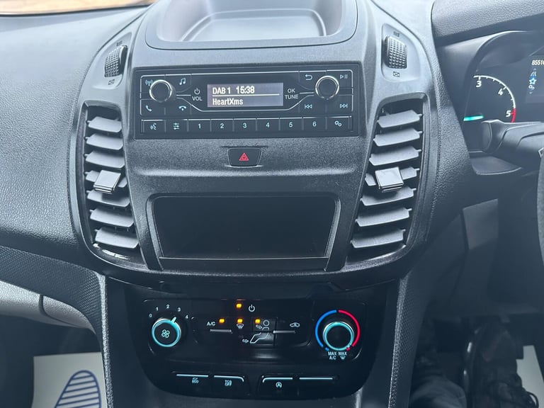 2021 Ford Transit Connect 1.5 230 EcoBlue Leader Crew Van L2 Euro 6 (s/s) 6dr PANEL VAN Diesel Ma...