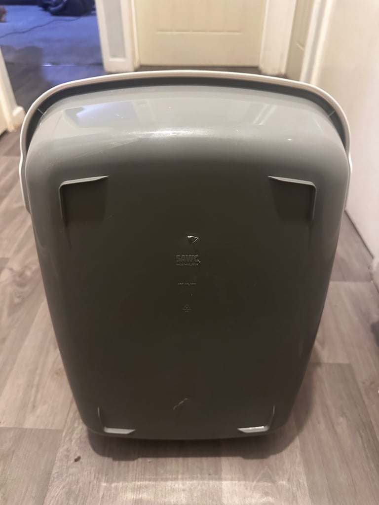 Savic leo hooded cat litter tray grey (petsathome)