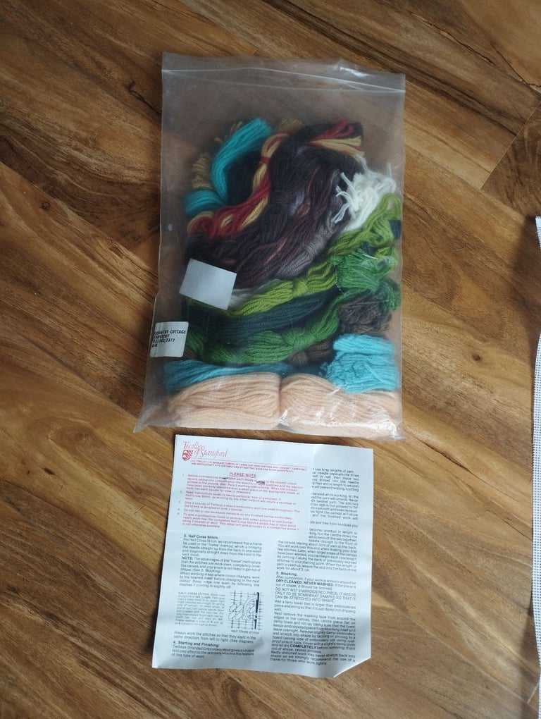 Vintage Twilleys Old Masters Country Cottage Tapestry H753 NEW