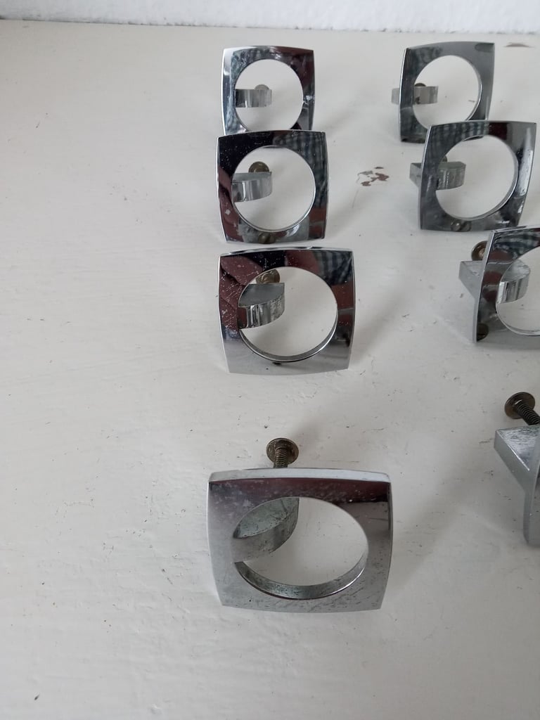 1970's Vintage Wardrobe Door Handles/knobs/Fitting