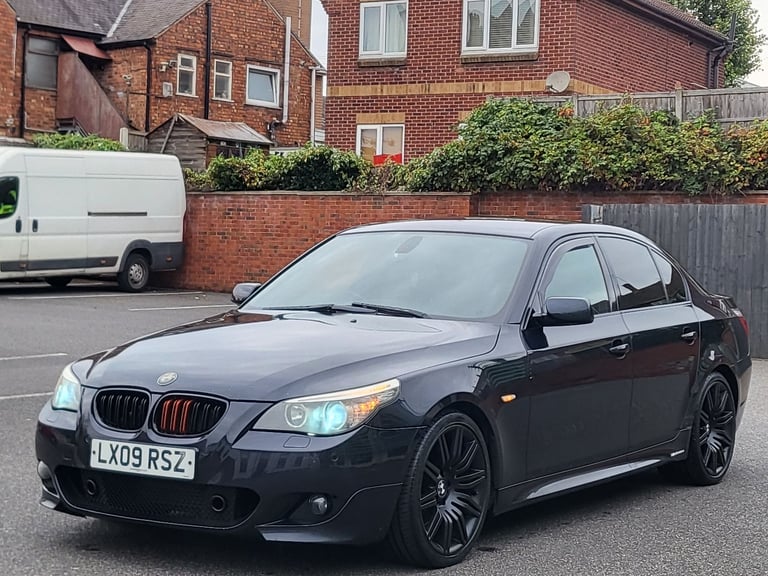 BMW, 5 SERIES, Saloon, 2009, Semi-Auto, 2993 (cc), 4 doors