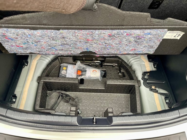 2015 Toyota Yaris 1.5 Hybrid Icon 5dr CVT ULEZ Compliance  HATCHBACK Petrol/Electric Hybrid Autom...