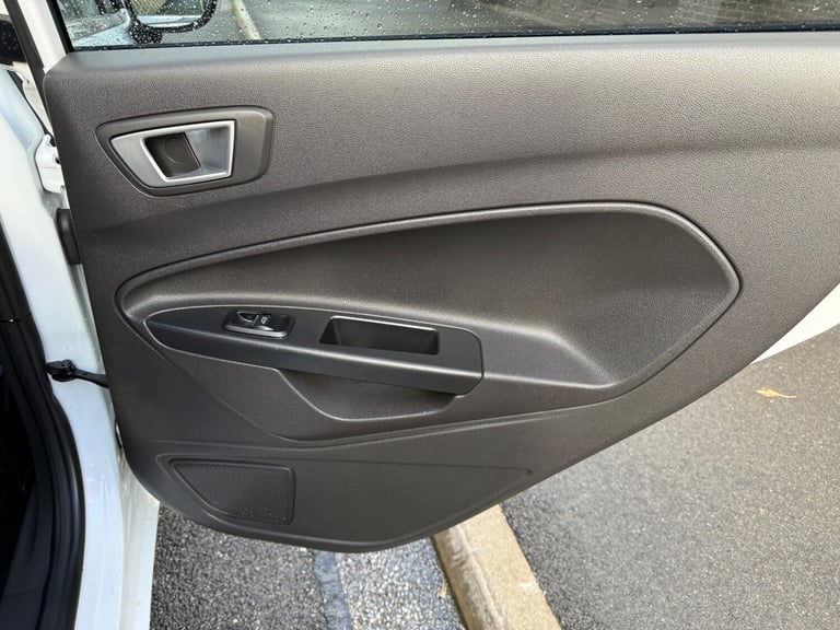 2014 Ford Fiesta 1.0 EcoBoost 125 Titanium X 5dr HATCHBACK Petrol Manual