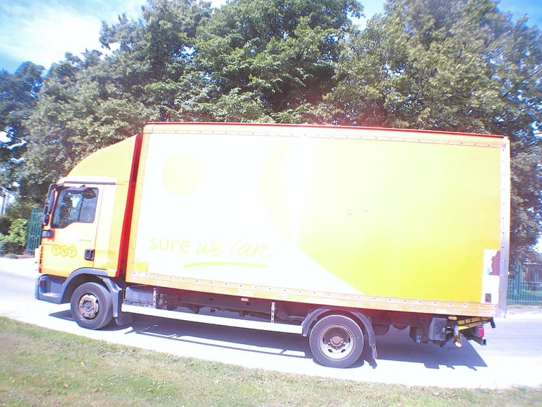 2009 MAN TGL manual 18 ft box tailift 8.1 mtr long mot 11/24