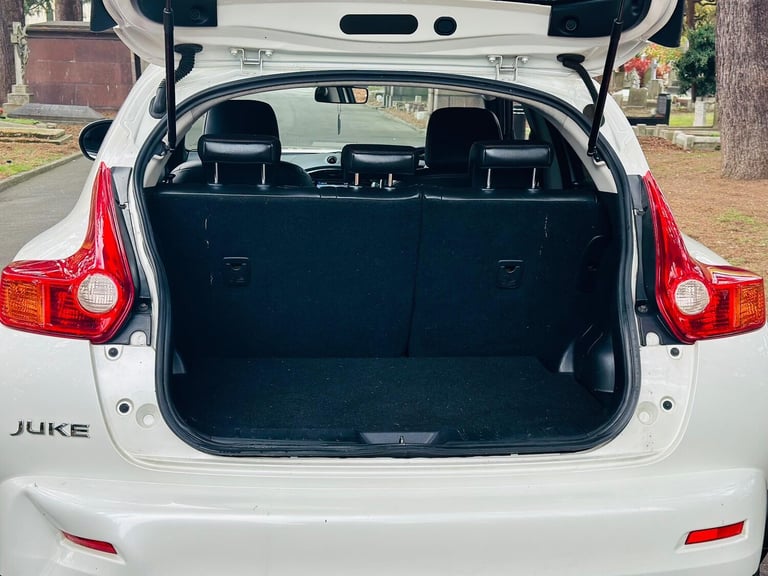 2013 Nissan Juke 1.6 Tekna CVT Euro 5 5dr HATCHBACK Petrol Automatic