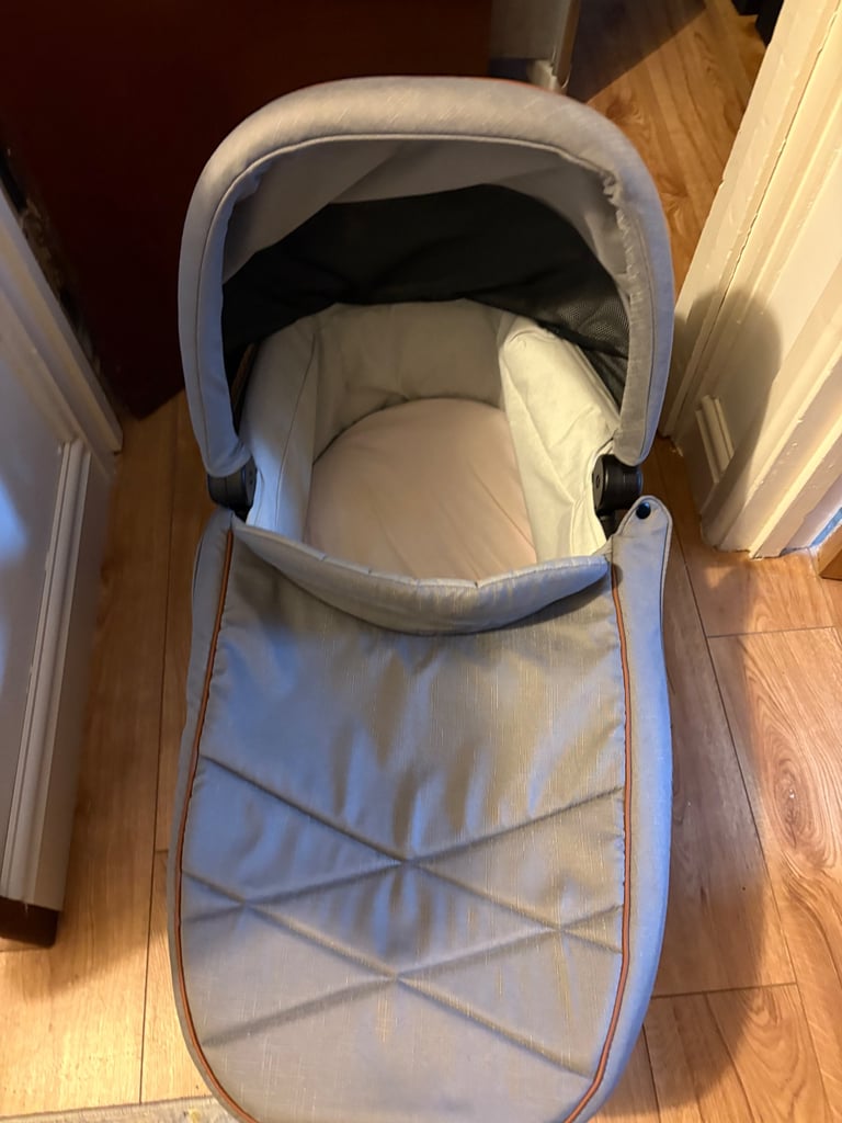 Graco travel system 
