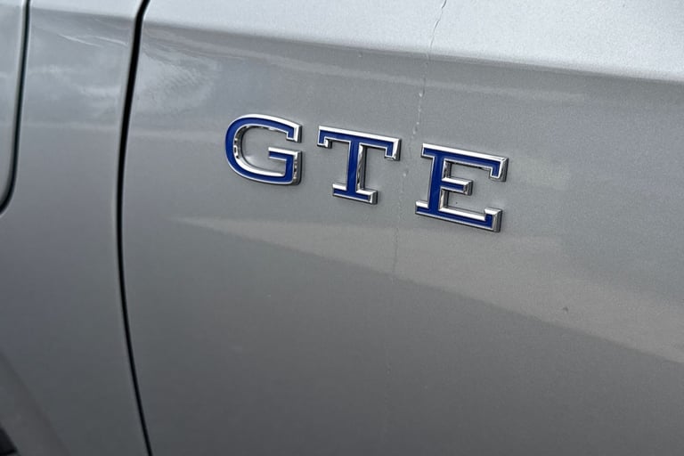 2025 Volkswagen Golf 1.5 TSI 272 GTE eHybrid 5dr DSG **PAN ROOF** Hatchback PETROL/ELECTRIC Autom...