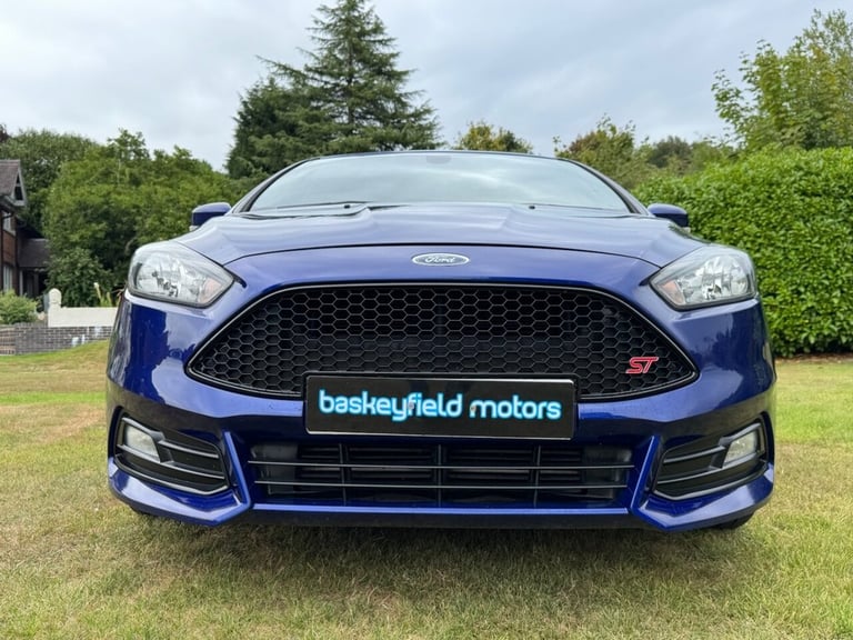 2015 Ford Focus 2.0T EcoBoost ST-2 5dr HATCHBACK PETROL Manual