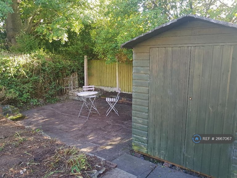 2 bedroom house in Norton Avenue, Stoke-On-Trent, ST6 (2 bed) (#2667067)