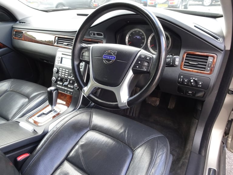 D5 [205] SE Lux Geartronic Nav *CAMBELT+13 SERVICES+SAME OWNER 15 YEARS*