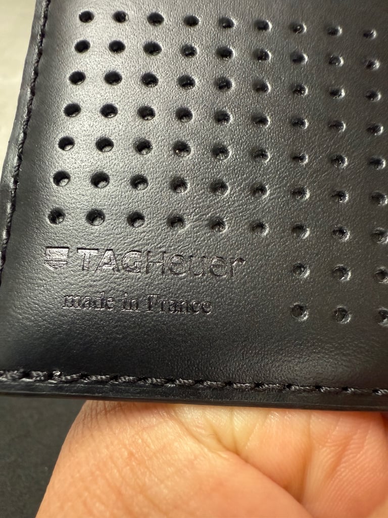 Genuine Tag Heuer Leather card Holder ( New )