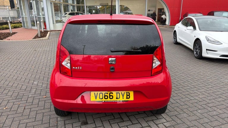  SEAT Mii 1.0 12v Design Mii Hatchback 5dr Petrol Manual Euro 6 (60 ps) Petrol Manual