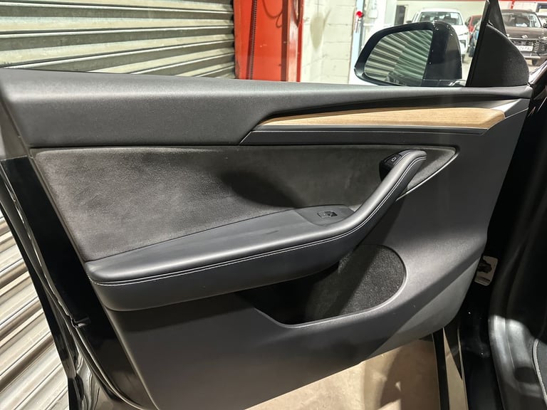 2023 Tesla Model Y Long Range AWD 5dr Auto Hatchback ELECTRIC Automatic