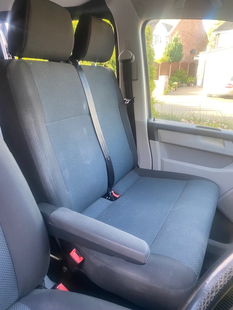 Vw transporter t6 seat