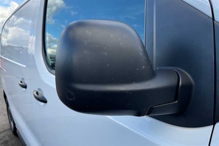 2022 Vauxhall Vivaro 2700 1.5d 120PS Dynamic H1 Van PANEL VAN DIESEL Manual