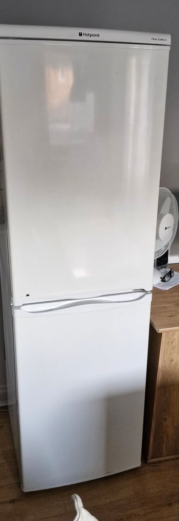 Hotpoint fridge freezer 