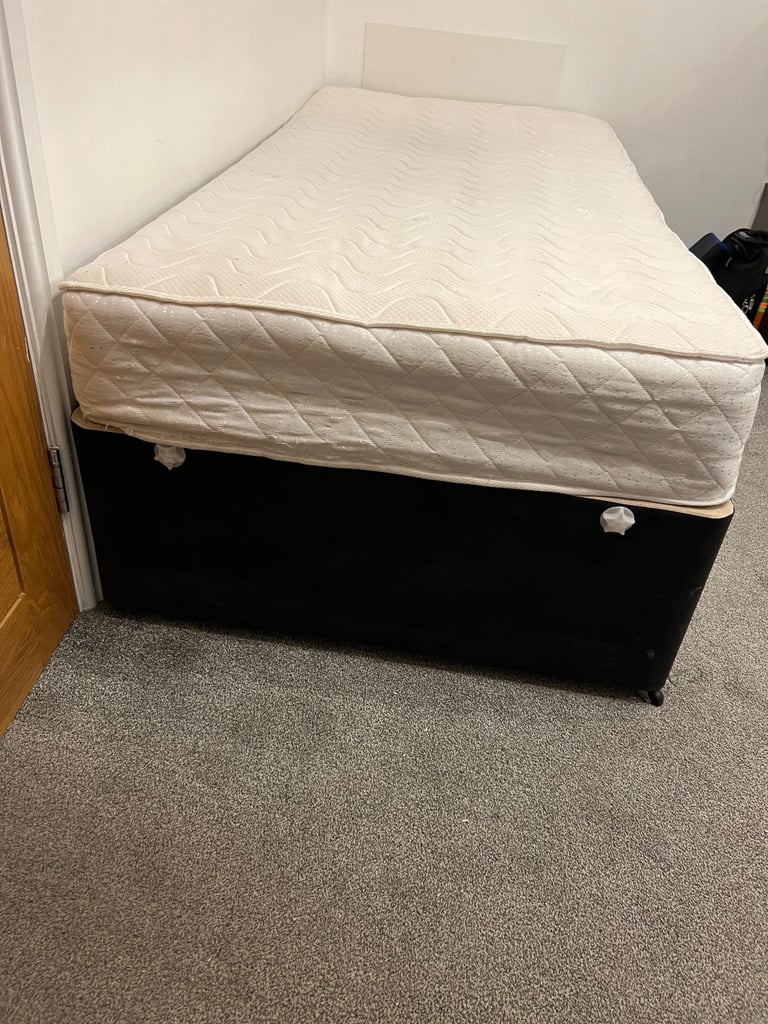 Single bed with storage