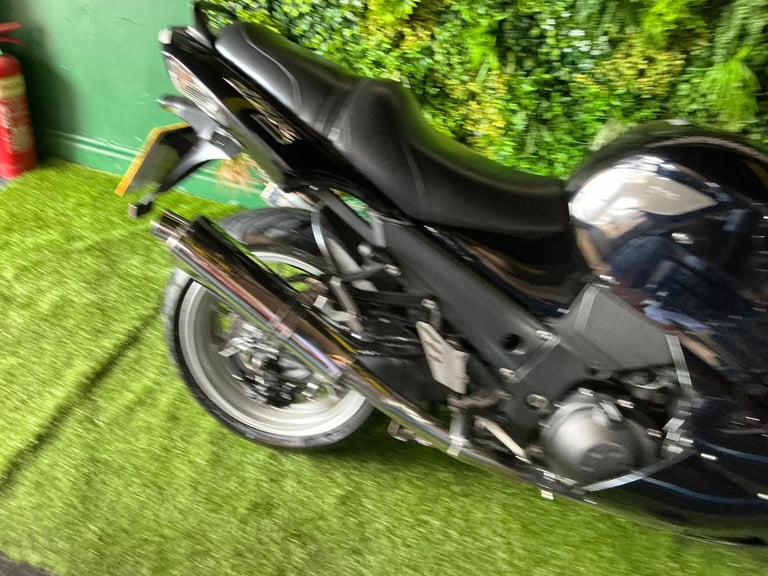 Kawasaki ZX1400 free delivery 