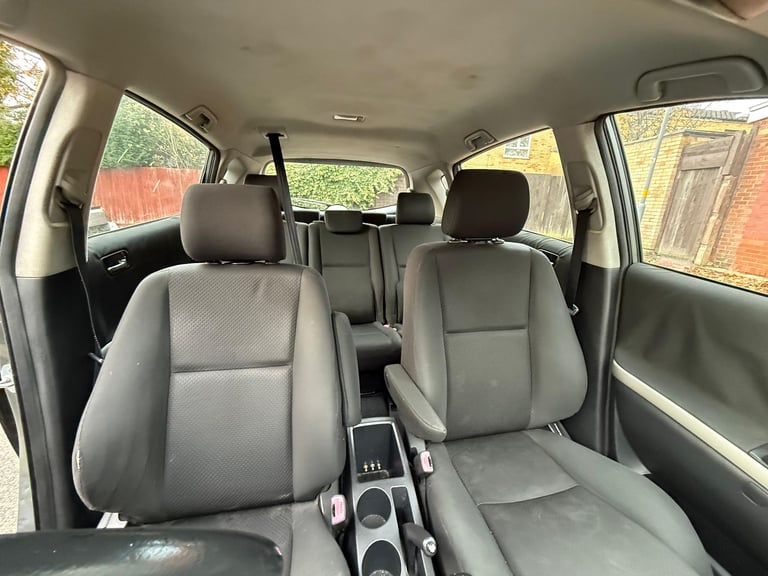 Toyota verso automatic 1.8 petrol 7 seaters ulezfree 