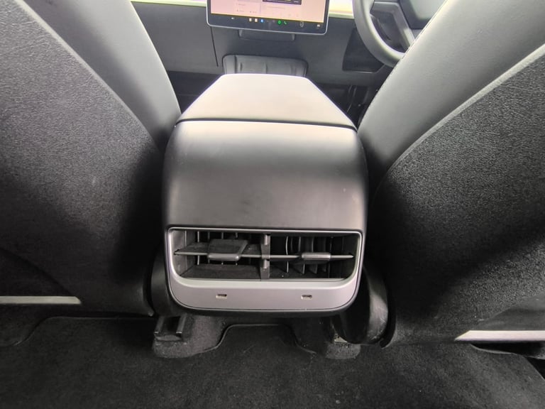 2024 Tesla Model Y Electric 75 kWh (Dual Motor) PCO Eligible Long Range SUV 5dr 4WDE ULEZ Free SU...
