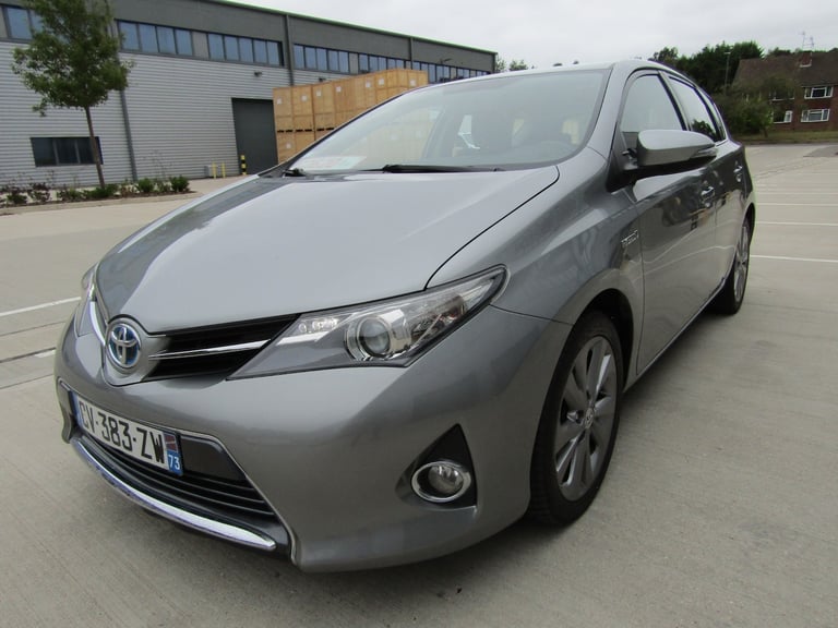 LEFT HAND DRIVE TOYOTA AURIS
