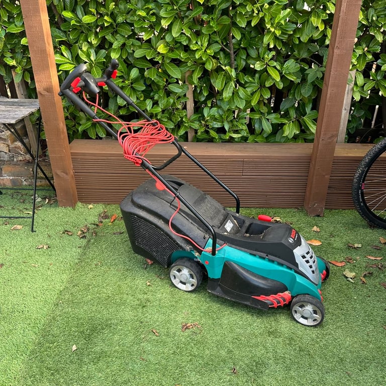 Bosch Rotak 430 Ergo Power Lawnmower