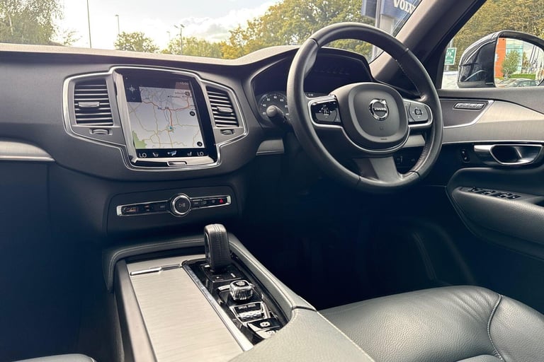 2021 Volvo XC90 2.0 B5 MHEV Momentum SUV 5dr Diesel Hybrid Auto 4WD Euro 6 (s/s) (235 ps) ESTATE ...