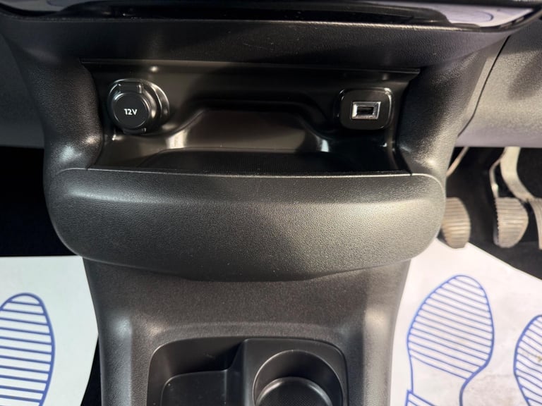 2015 Citroen C4 Cactus 1.6 BlueHDi Flair Hatchback 5dr Diesel Manual Euro 6 (s/s) (100 ps) HATCHB...