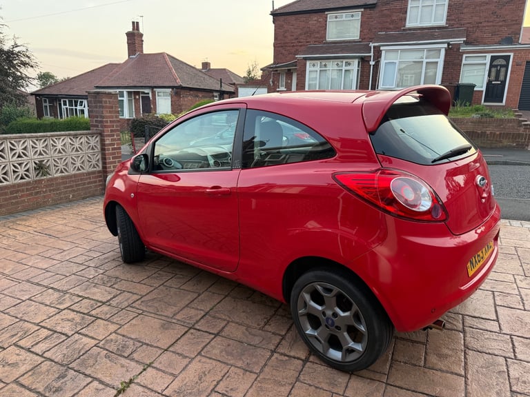 Ford, KA, Hatchback, 2013, Manual, 1242 (cc), 3 doors