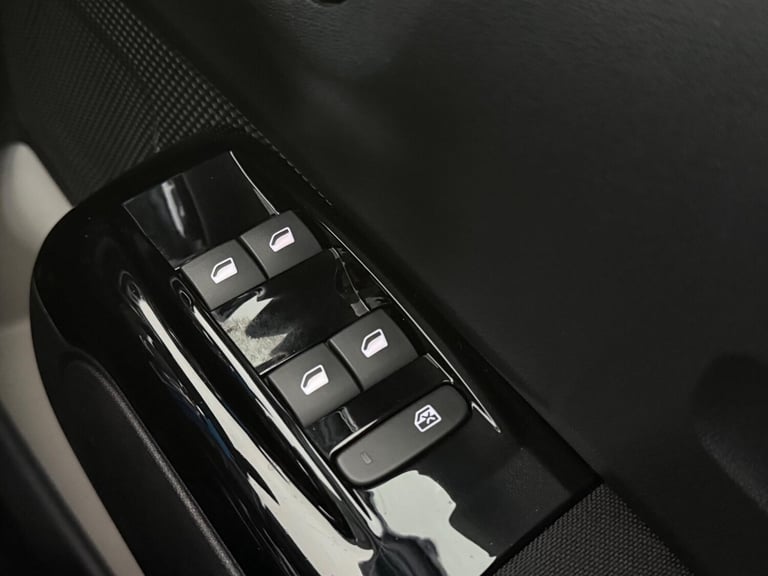 2021 Citroen C3 1.2 PureTech Flair 5dr HATCHBACK PETROL Manual