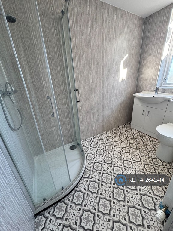 2 bedroom flat in Southbridge House, Cupar, KY15 (2 bed) (#2642414)