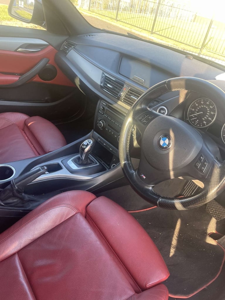 BMW, X1, Estate, 2014, Semi-Auto, 1995 (cc), 5 doors