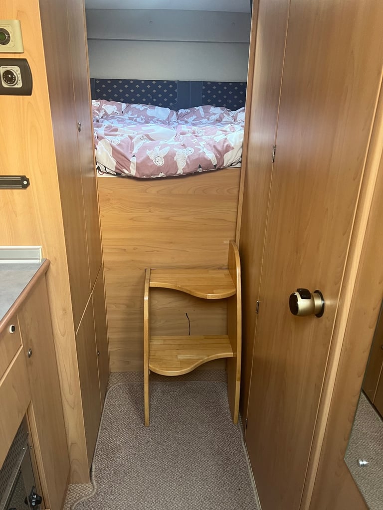 The burstner elegance 6.9 motorhome lovely condition  + £3000 of accessories 