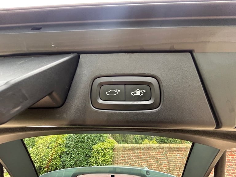 2020 Volvo V90 2.0 T5 Plus Estate 5dr Petrol Auto AWD Euro 6 (s/s) (250 ps) Estate Petrol Automatic