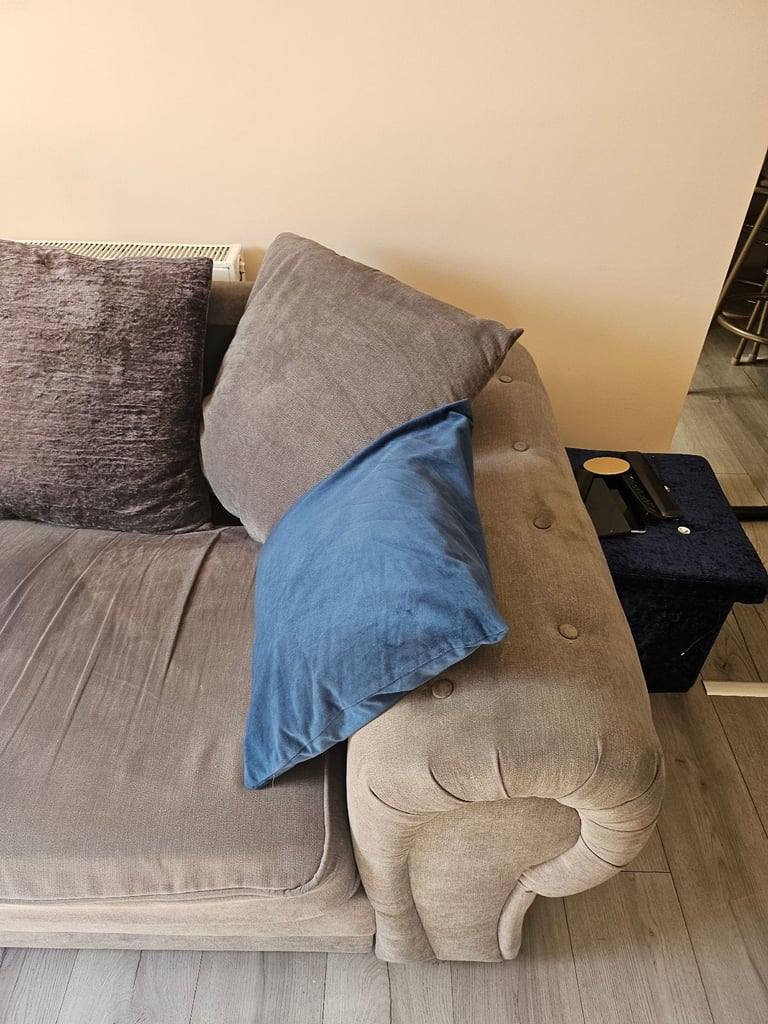 3 seater 2 seater sofa 