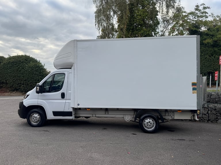 2021 Peugeot Boxer 2.2 BlueHDi 335 Built for Business L4 Euro 6 Luton Van Luton Diesel Manual