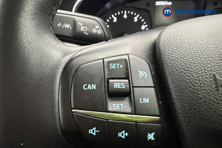 2020 Ford Focus 1.0 EcoBoost 100 Zetec 5dr Hatchback Petrol Manual