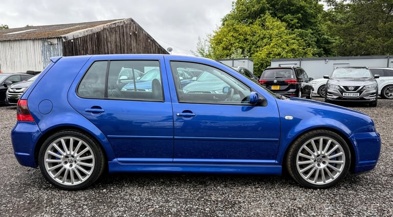 FRESH IMPORT 2004 VW GOLF R32 MK4 BLUE 3.2 V6 PETROL 5 DOOR 6 SPEED MANUAL
